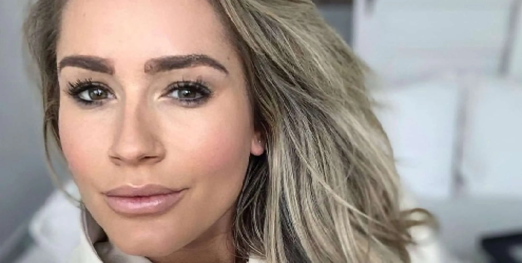 nikkie plessen ondeugend pakje onder kerstboom