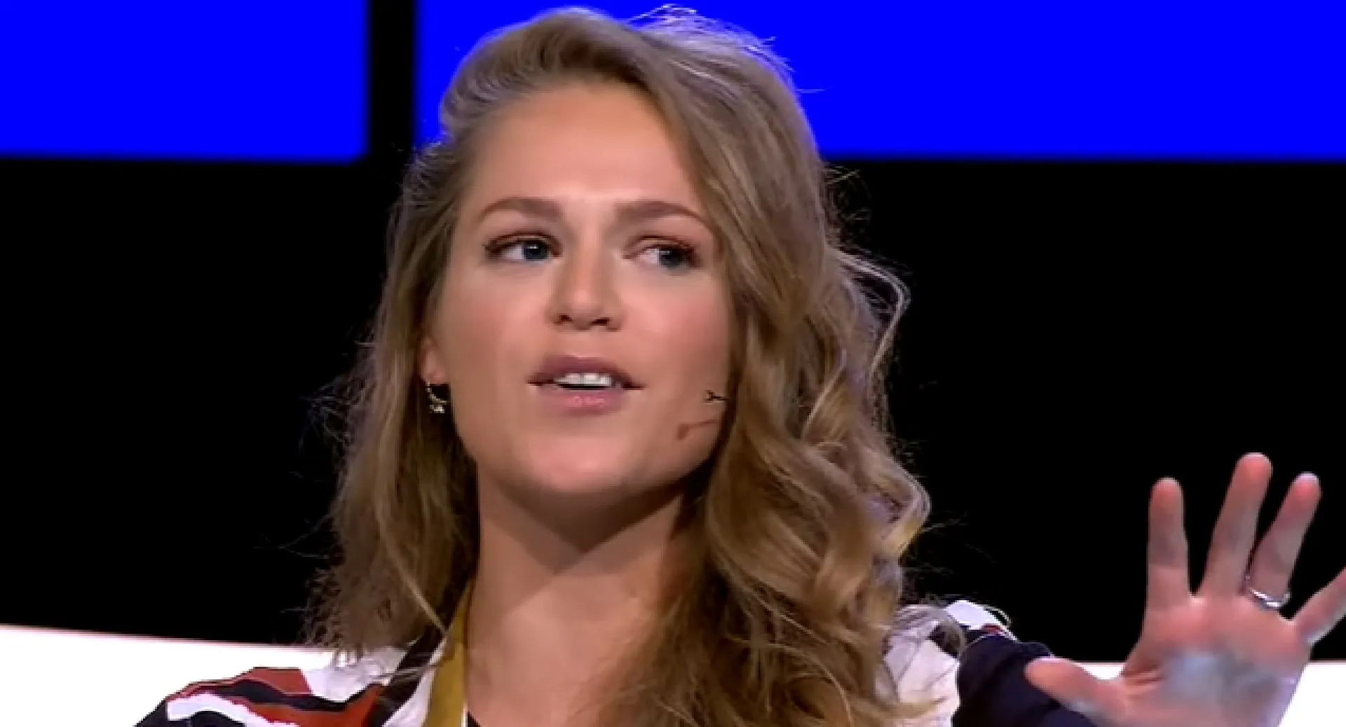 widm kandidate sophie frankenmolen ontmaskerd verraden deze fotos dat sophie de mol is in dit seizoen