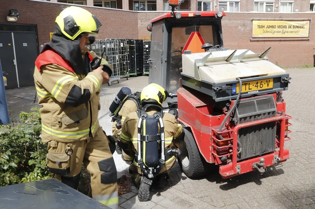 01 08 2022 brand veegwagentje 03