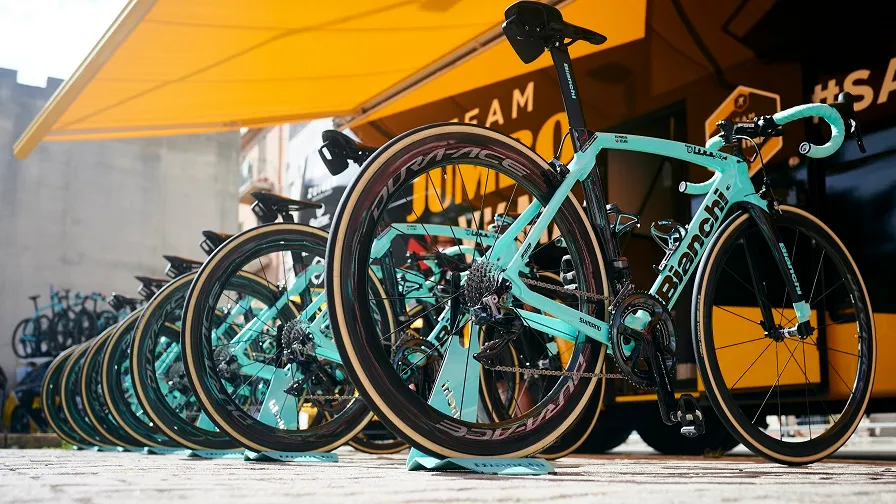 01 jumbo trots op nieuwe vrouwenploeg team jumbo visma