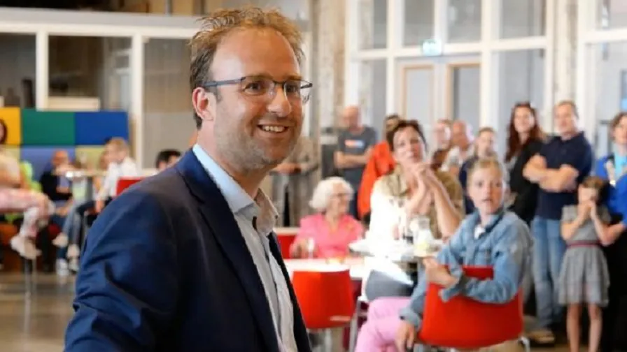 02 07 2021 opening expo de vuurvogel