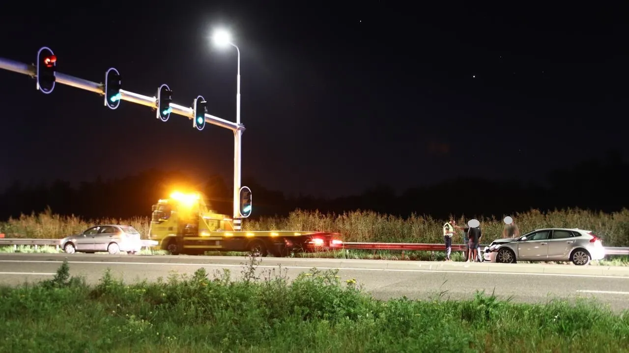 06 09 2020 kop staart aanrijding n279 veghel 05