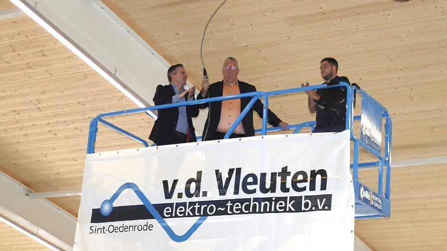 11 10 2022 hoogste punt nieuwbouw zwembad 01