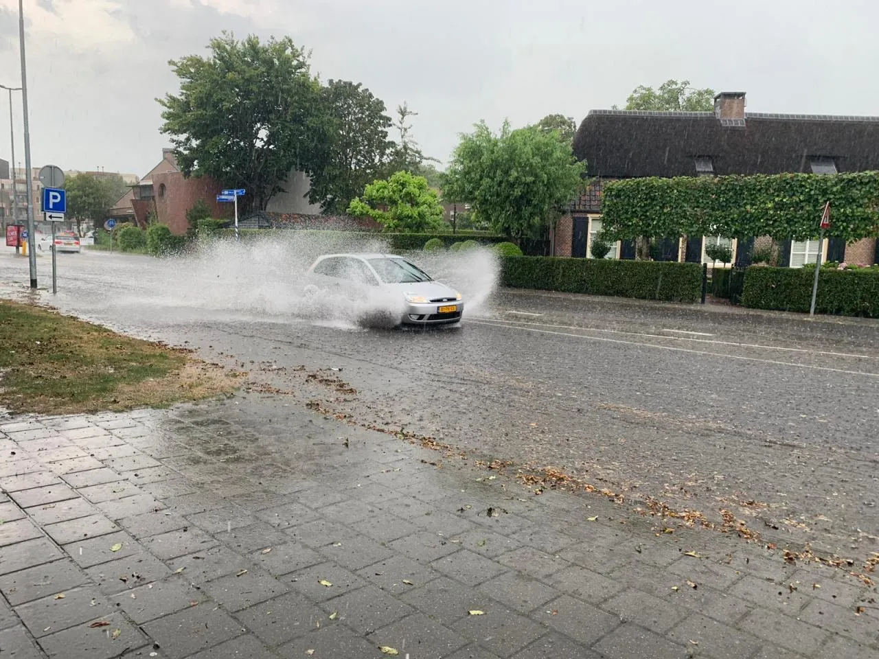 13 08 2020 wateroverlast veghel 05