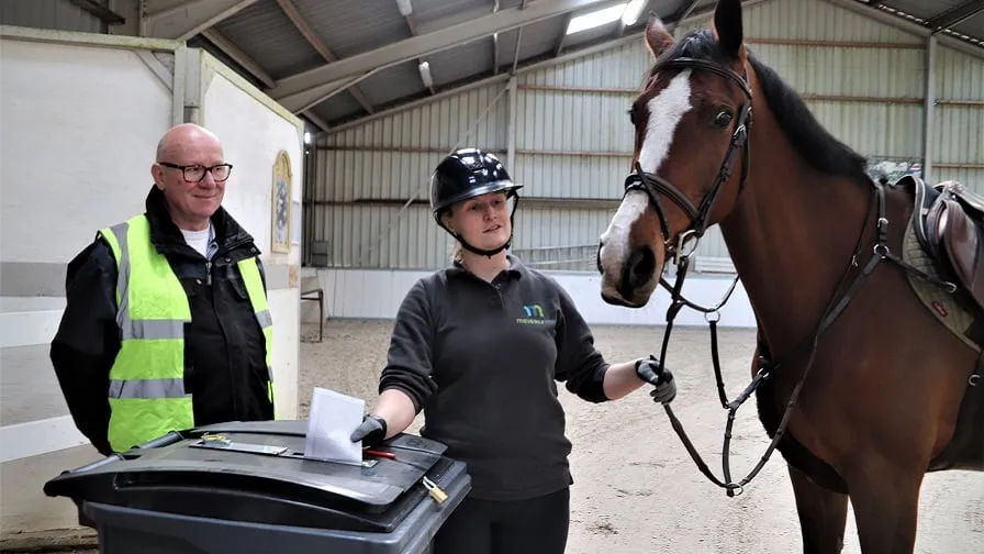 14 03 2022 stemmen te paard 896x504 1