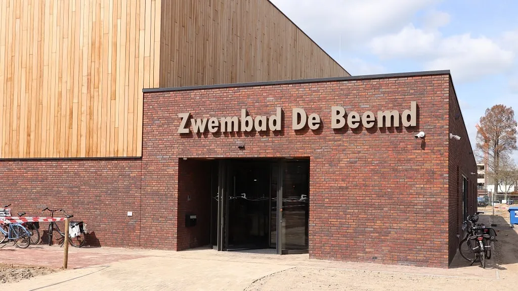15 04 2023 zwembad de beemd 01
