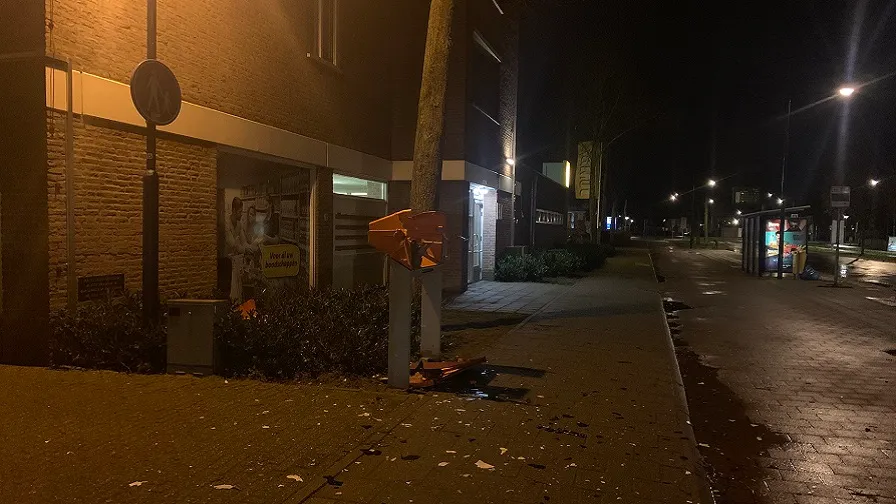 15 12 2020 brievenbus opgeblazen 1