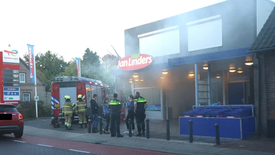 16 10 2022 supermarkt erp vol rook 01