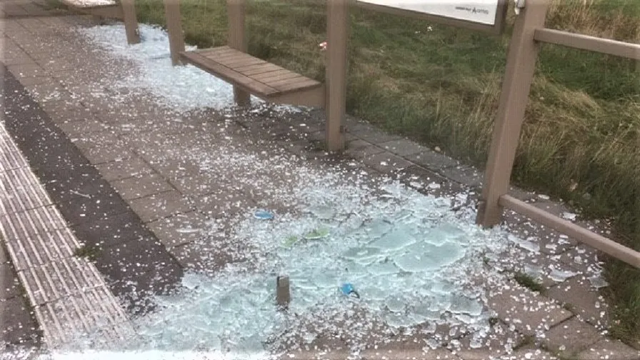 16 11 2020 vernieling bushokjes schijndel