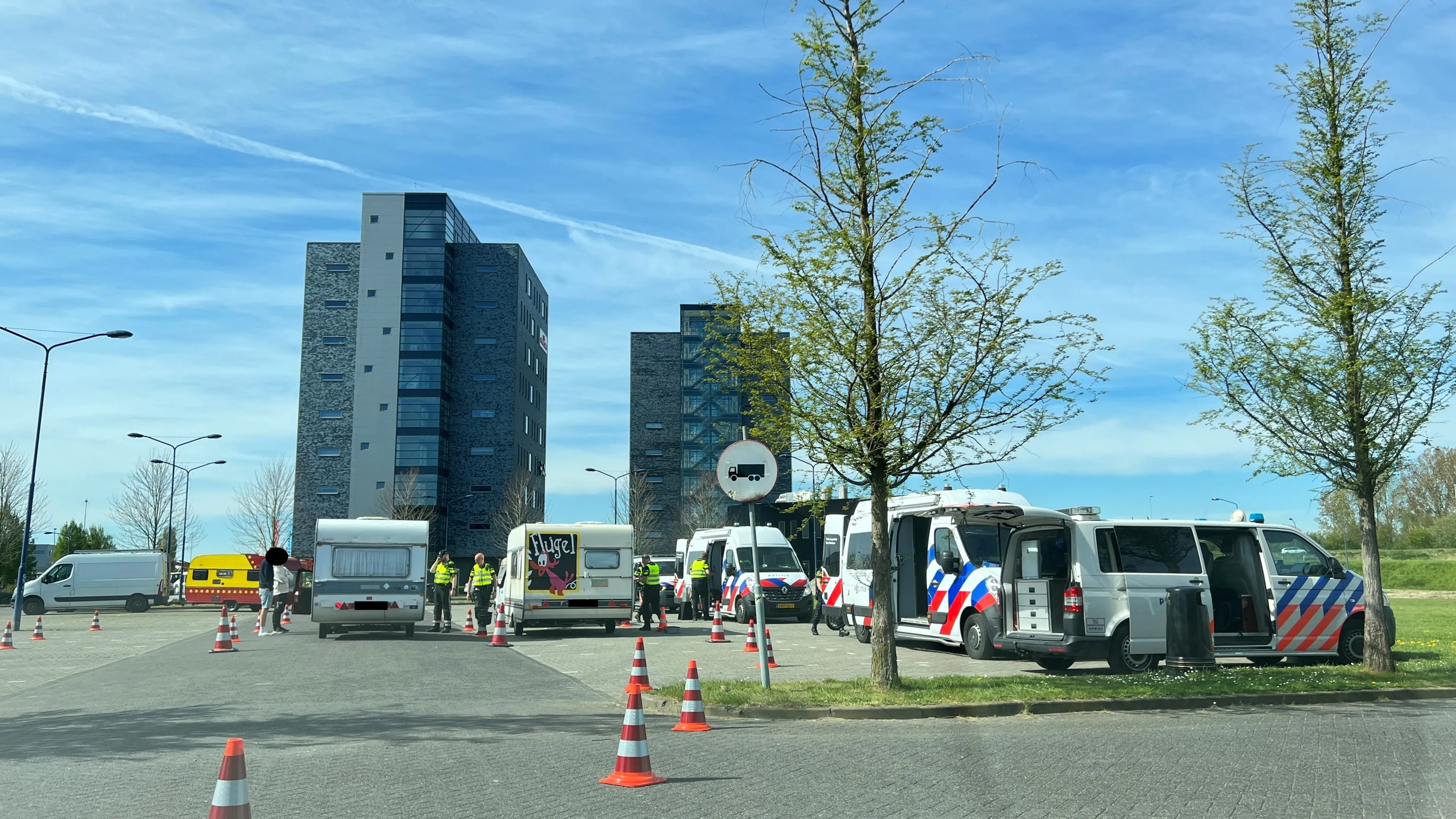 18 04 2022 politiecontrole paaspop 01
