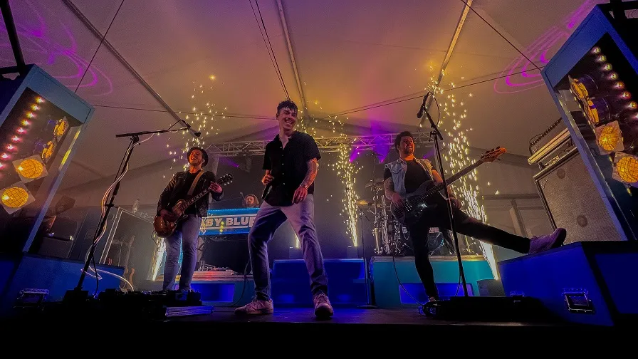 18 09 2022 baby blue 01