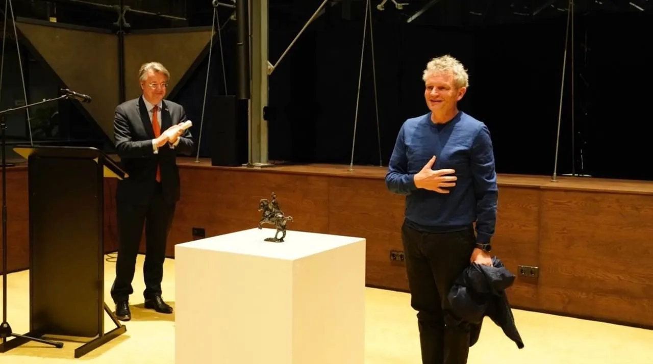 20 09 2020 floris van alkemade