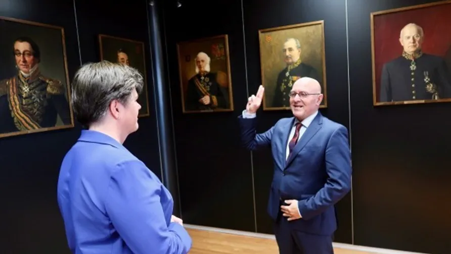 2023 12 27 afleggen eed door burgemeester van rooij meierijstad 1