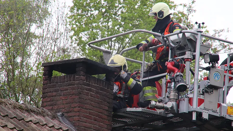 25 04 2019 schoorsteenbrand zijtaart 896x504