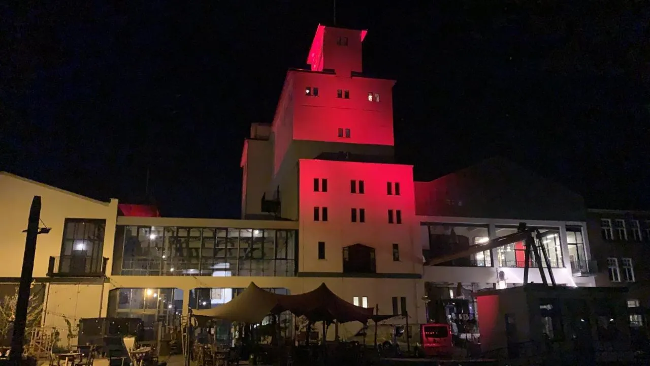 25 08 2020 night of live