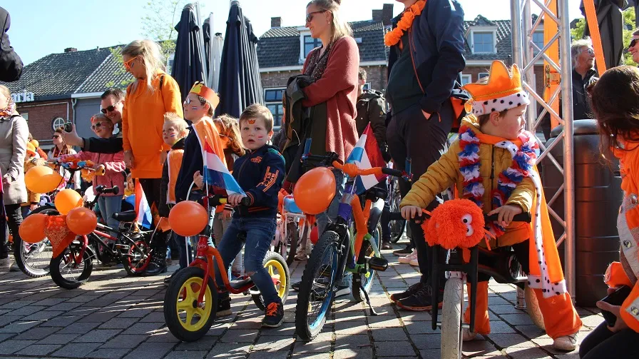 27 04 2022 versierde fietsen 02 1