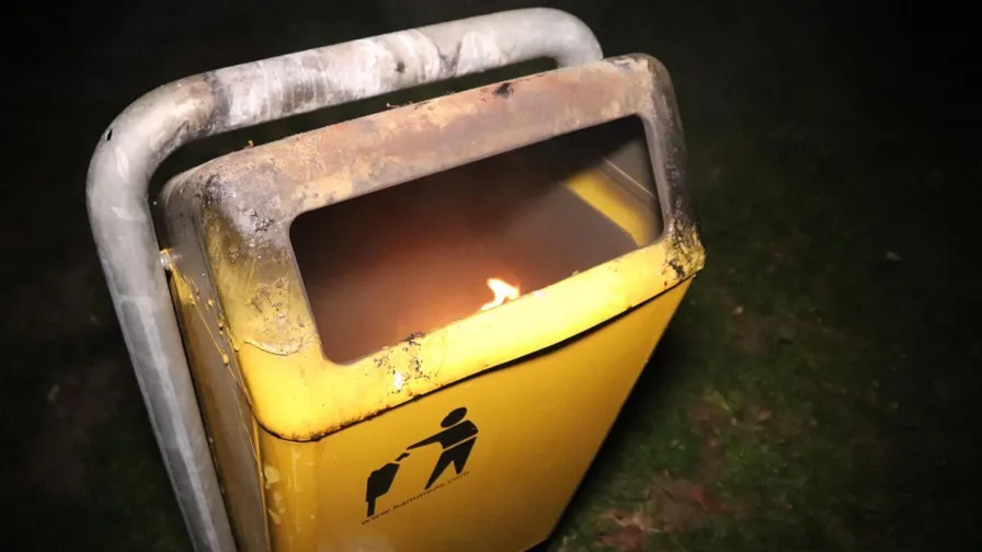 28 04 2020 prullenbakbrand lookveld 02