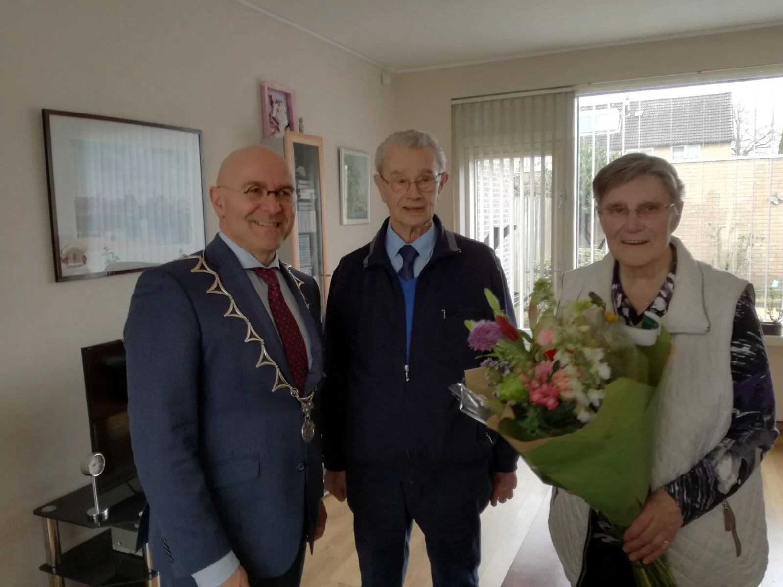 7e7412c1 e35d 4541 af22 c28e3b91ca36