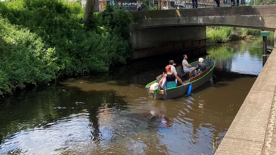 fluisterboot varen