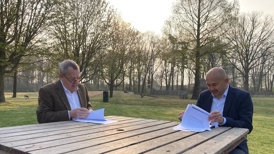 foto liggend ondertekening 2