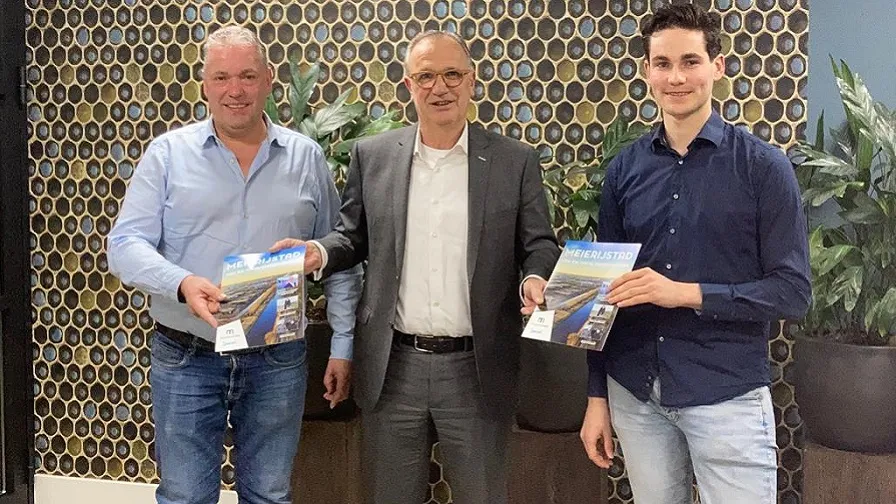 foto overhandiging 180222