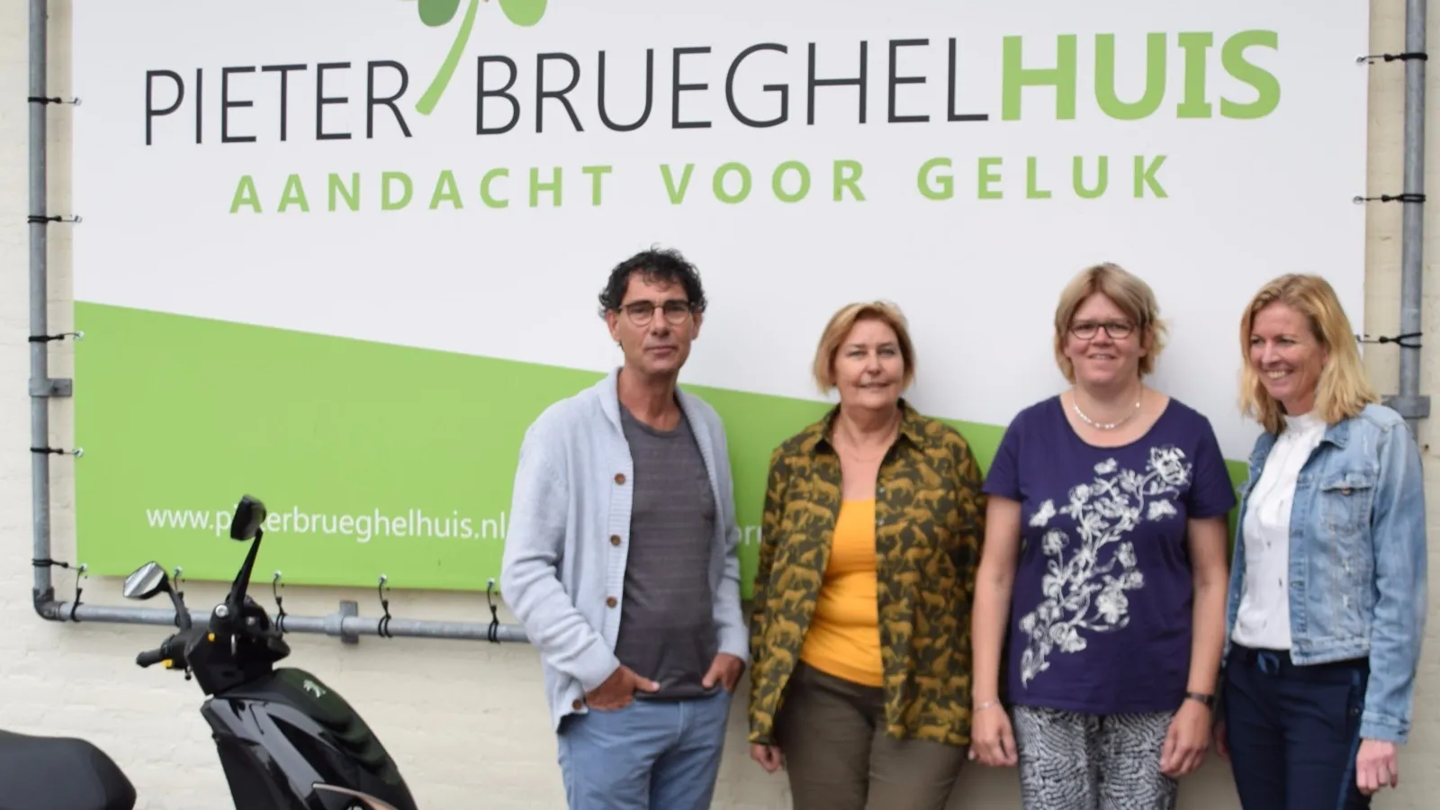 foto voor autisme cafe 1600x900