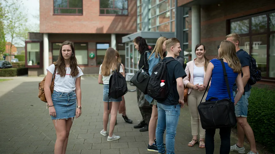 join us 896x504 foto luc van moorsel