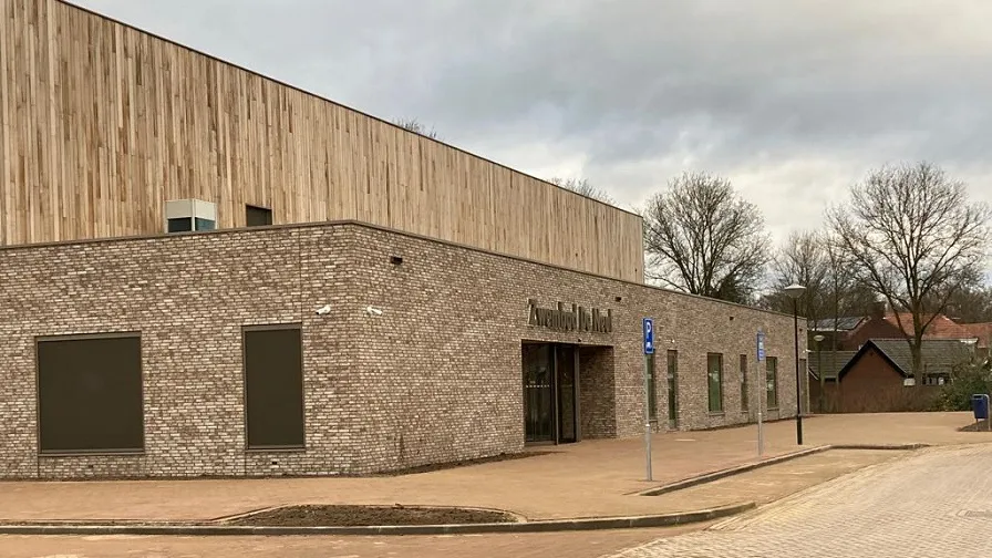 nieuwe zwembad de neul