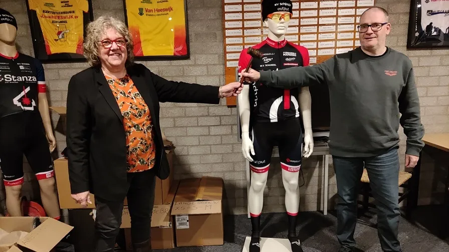 overdracht voorzittershamer wvs 31 1 2022 fullscreen