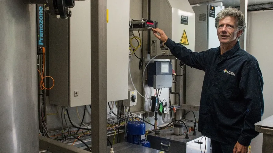 ozon installatie waarmee op rwzi aarle rixtel een proef is gedaan om medicijnresten uit het afvalwater te verwijderen