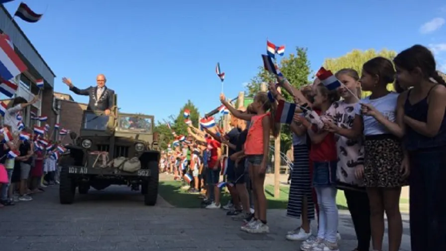 start 75 jaar herdenking