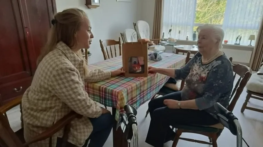 uitreiking mantelzorgcadeau veghel