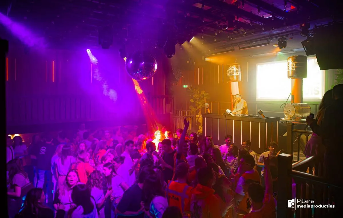 26-04-2026 Koningsnacht Het EventHuis-1