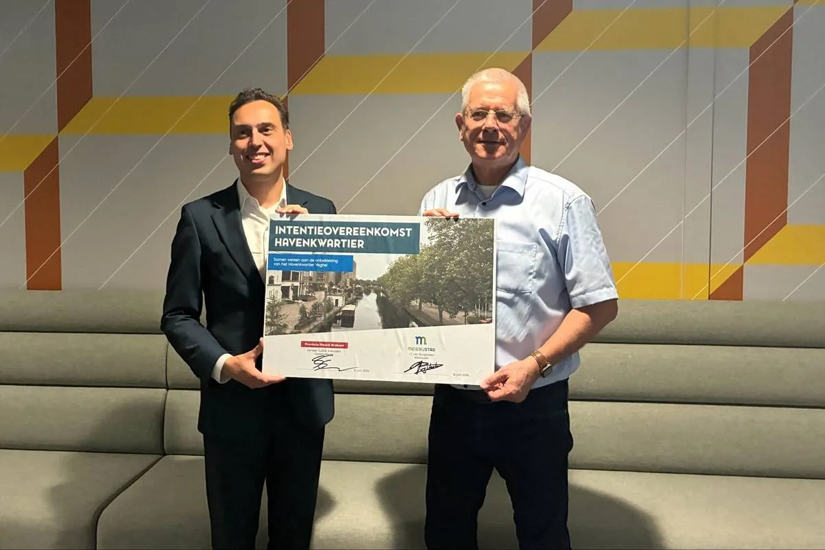 foto 2 ondertekening intentieovereenkomst Masterplan Havenkwartier