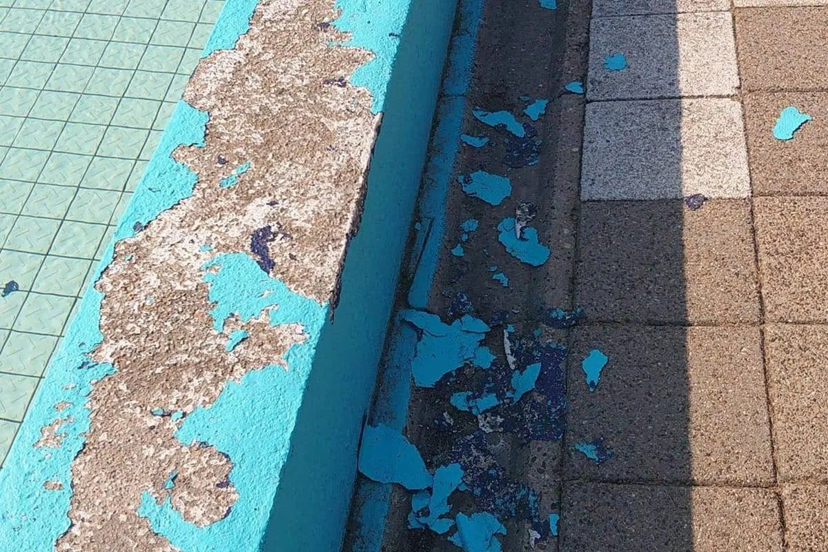 Schade buitenzwembad Veghel