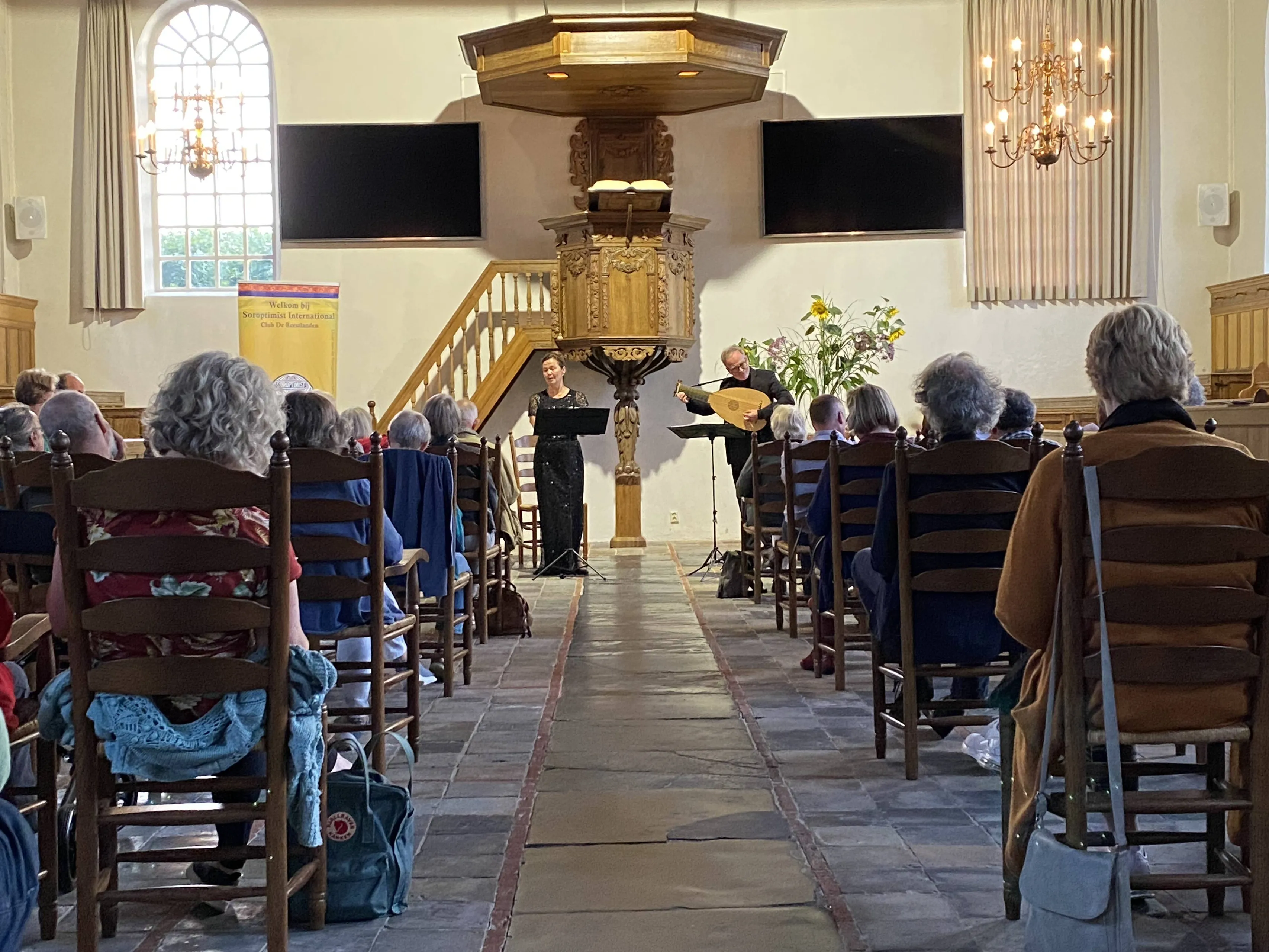 ijhorst volle kerk in ijhorst carla hofstra