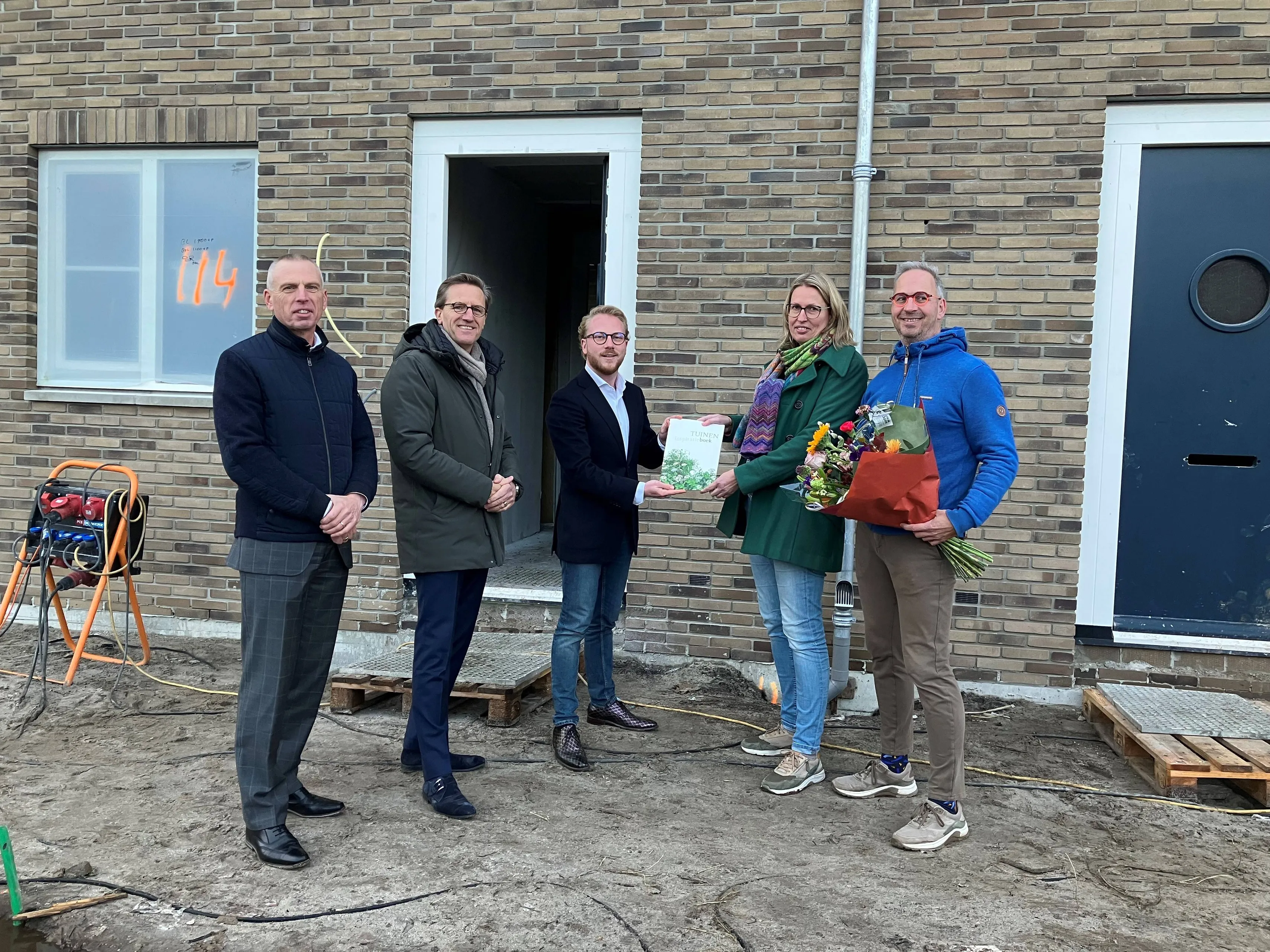 mep overhandiging tuineninspiratieboekje 16nov2023