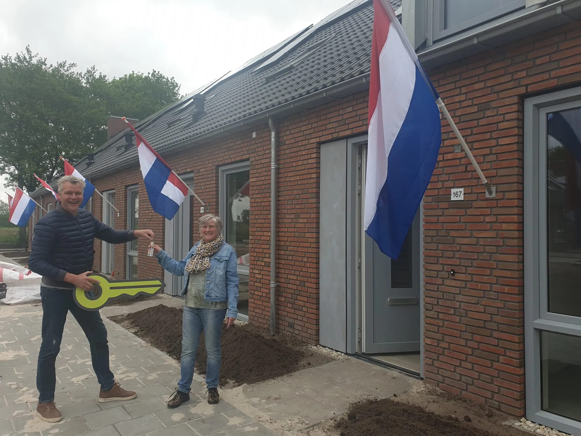 persfoto sleuteluitreiking nijeveenseweg meppel
