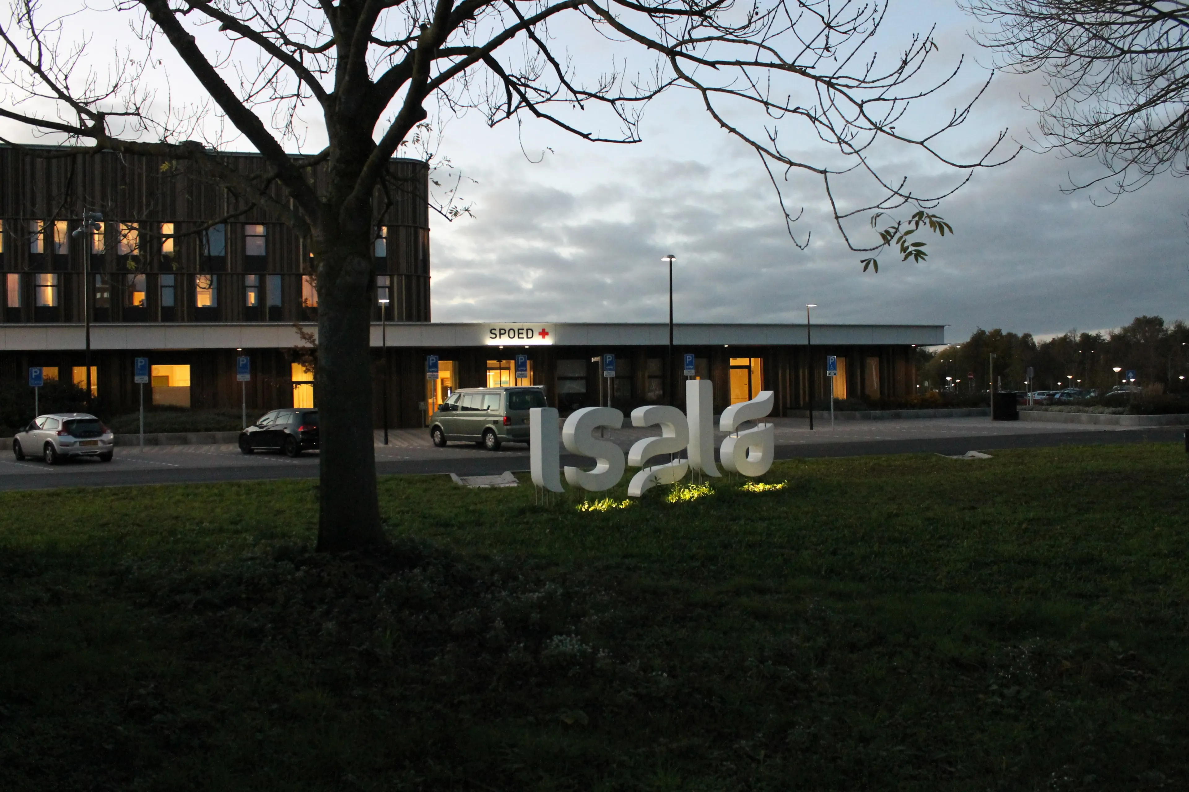 isala 1