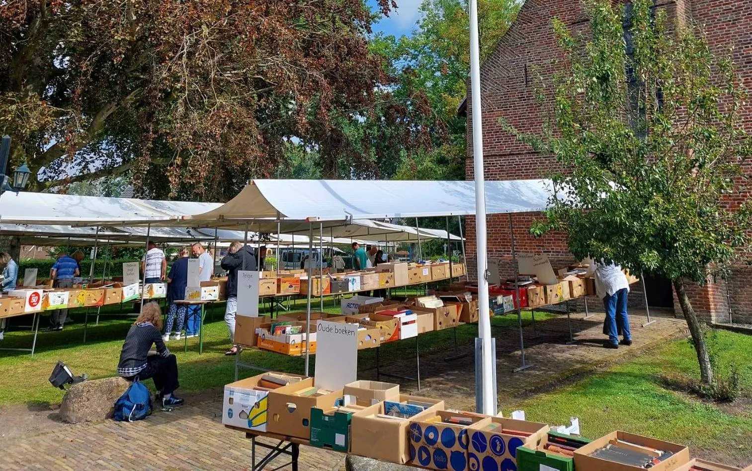 nijeveen boekenmarkt1
