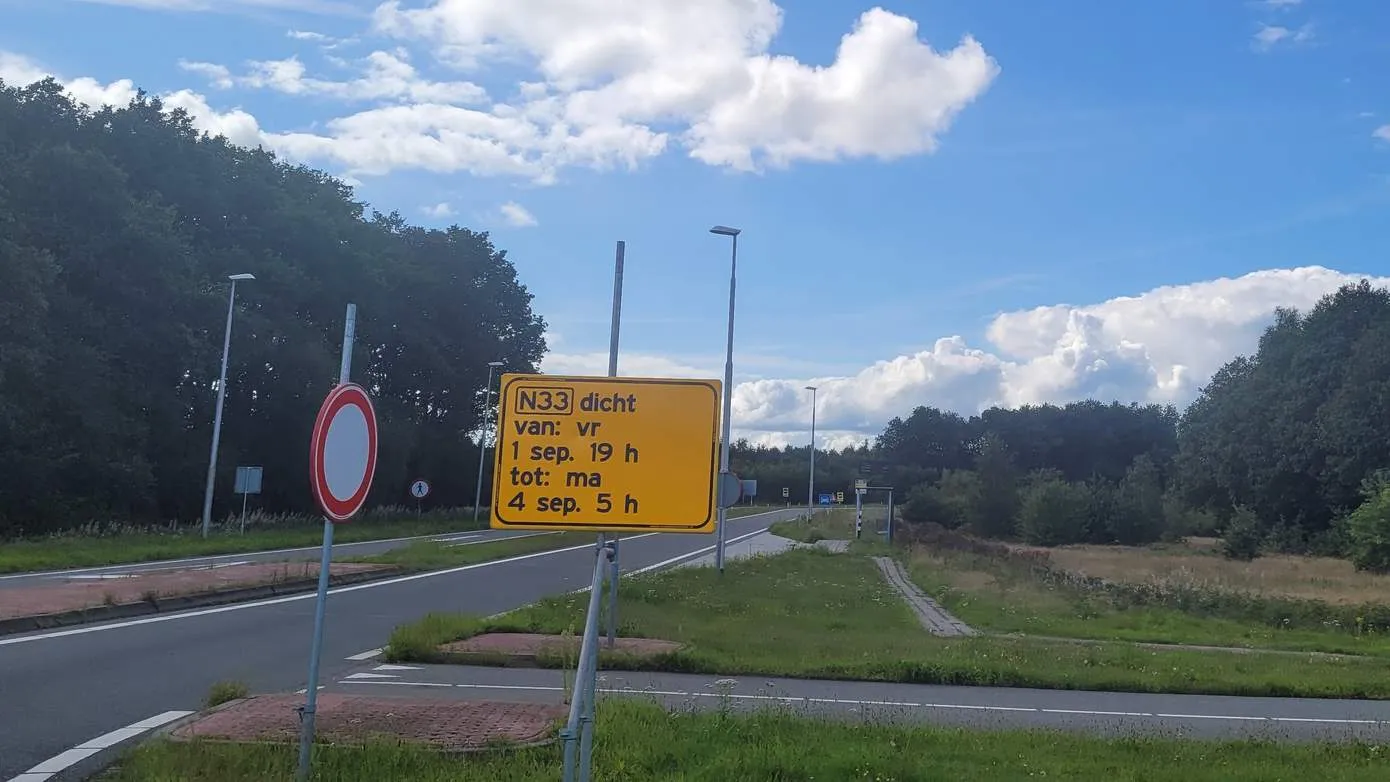 n33
