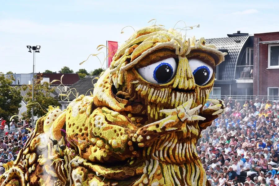 20220904 zundert corso lhs3991