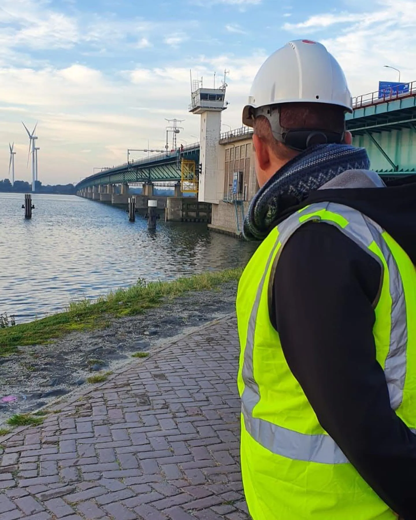 311774464 421299946851936 6485875457714992804 n