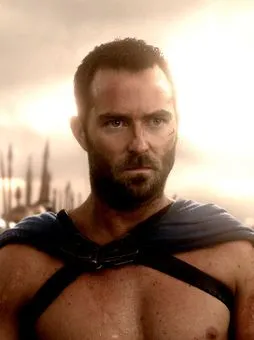 300 rise of an empire sullivan stapleton