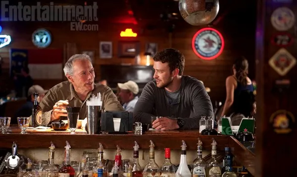 trouble with the curve clint eastwood justin timberlake 600x359