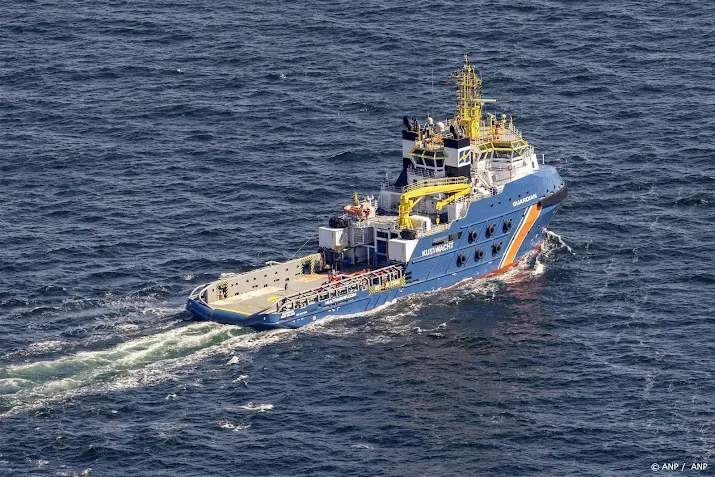 kustwacht onderschept zeilschip om mogelijke mensensmokkel