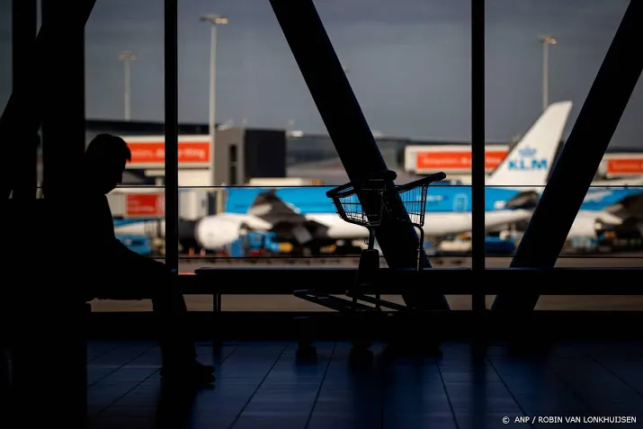 coronacrisis zadelt reissector op met 84 procent minder inkomsten
