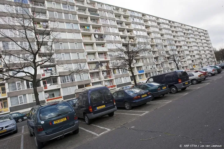 kamer steunt verbod op uitzetting weeskinderen uit ouderlijk huis