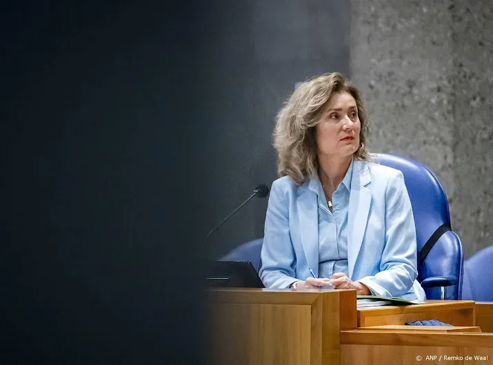 kamervoorzitter vindt cijfers van bedreigde politici schokkend
