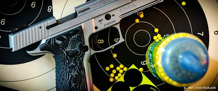politie ziet stijging incidenten gelblasters dit is gevaarlijk